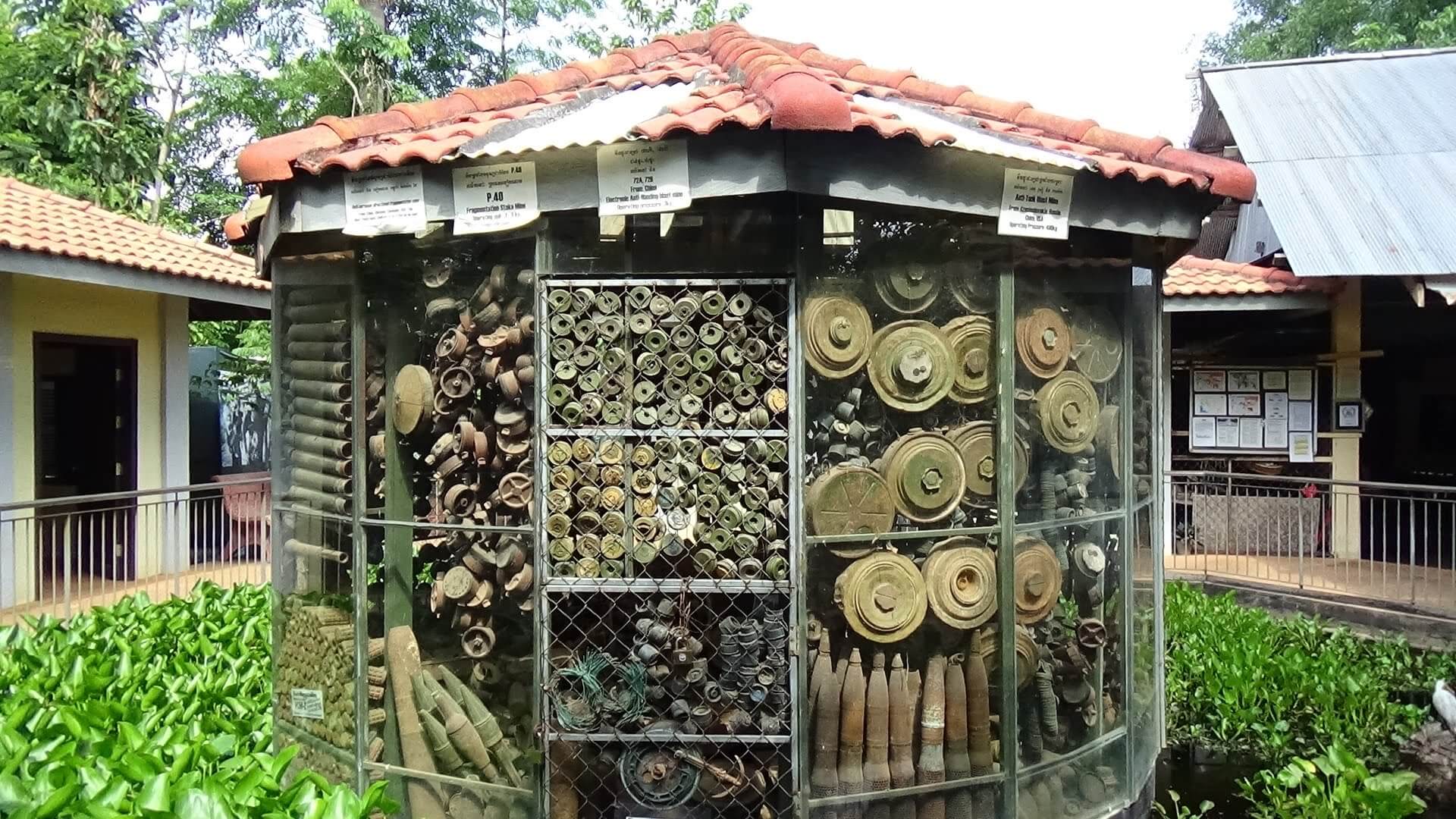 Музей мин (Landmine Museum)