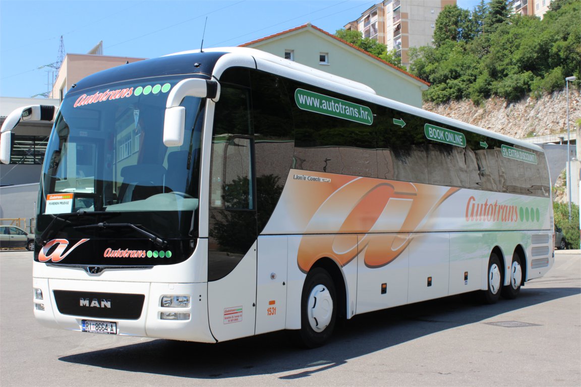 Автобус Autotrans