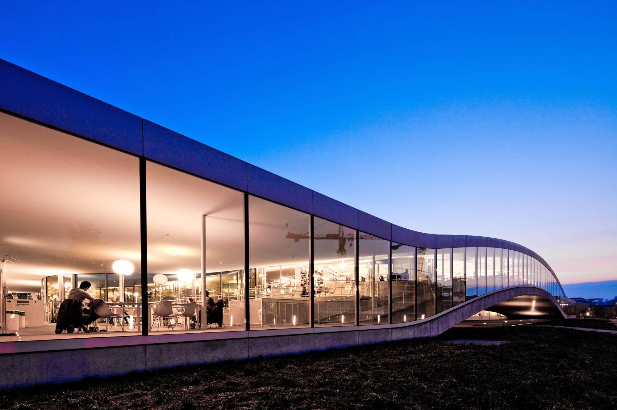 Учебный центр Rolex Learning Center EPFL