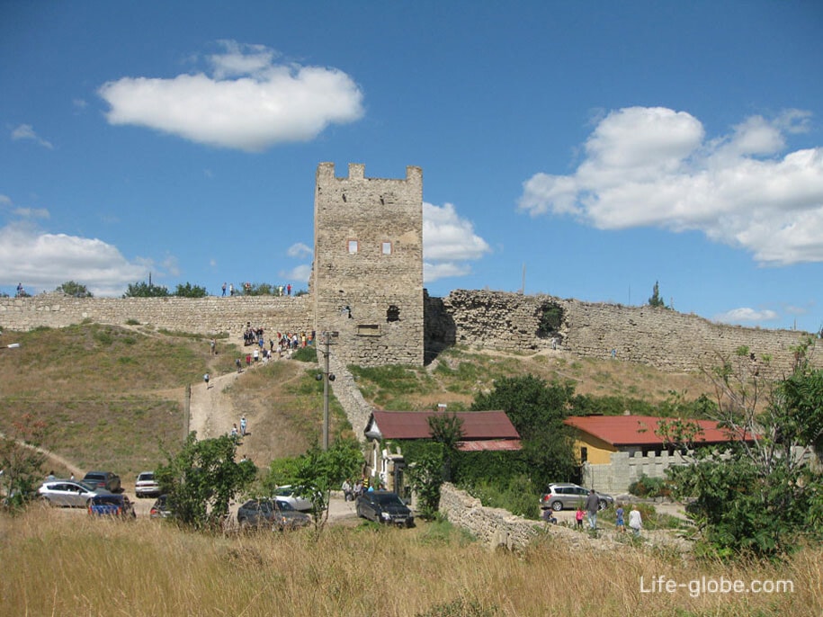 Достопримечательности Крыма - Генуэзская крепость Кафа в Феодосии