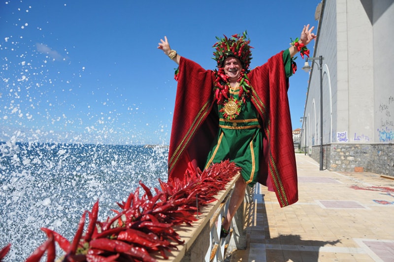 Peperoncino Festival в честь красного калабрийского перчика