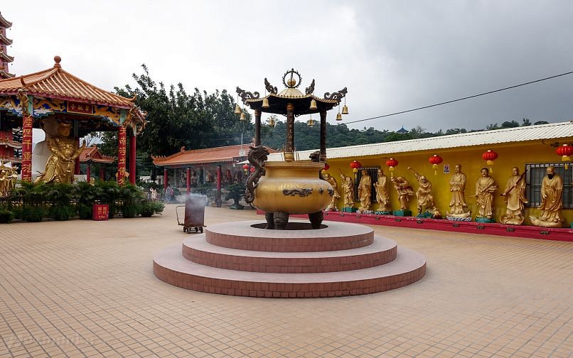 Монастырь 10 000 Будд в Гонконге