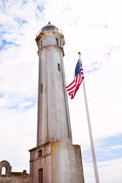 Башня и США флаг в Алькатрас — стоковое фото