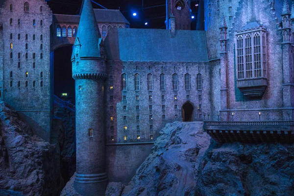 Модель замок Хогвартс на студии Warner Bros — стоковое фото