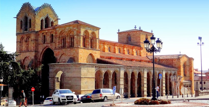 Базили­ка Сан-Висенте в городе Авила