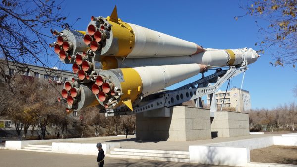 Памятник-макет ракеты «Союз»