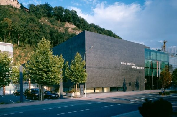 Лихтенштейнский музей искусств в Вадуце