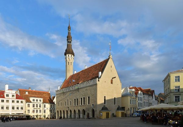 Таллинская ратуша в Эстонии